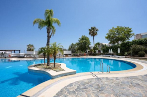 Casa MAKAS Santa Clara Golf